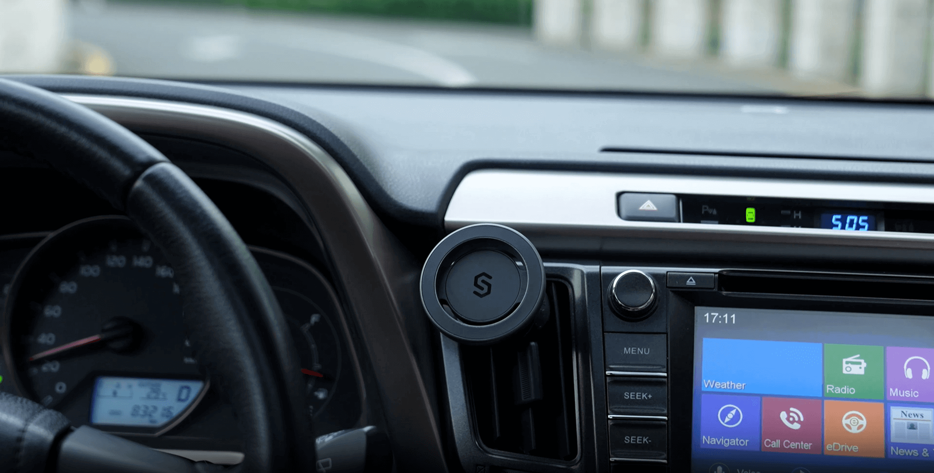 Where is Best Place to Mount Phone in Car